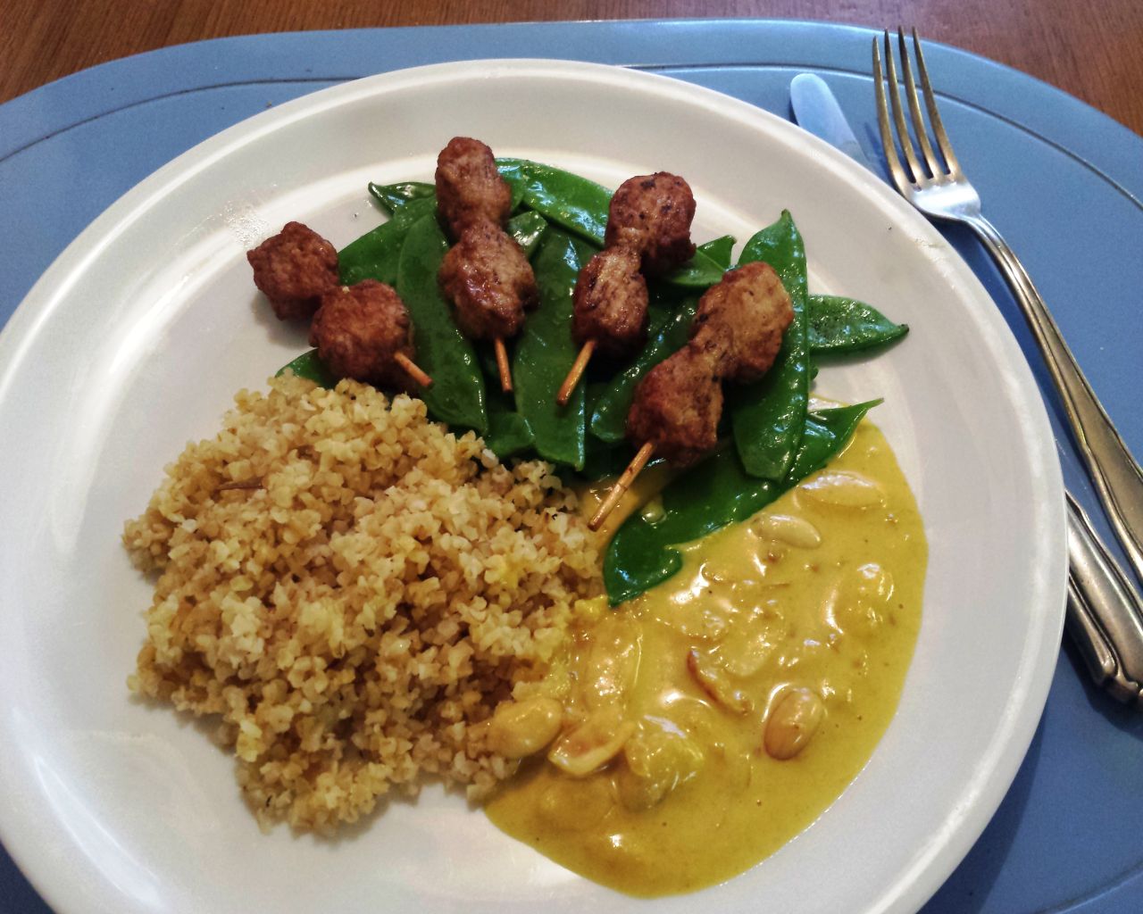 Haehnchenfilet-Spiesse_Erdnuss-Sauce